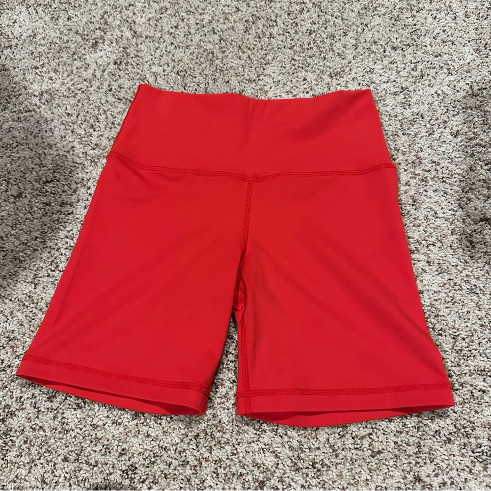 Red Set Active biker shorts